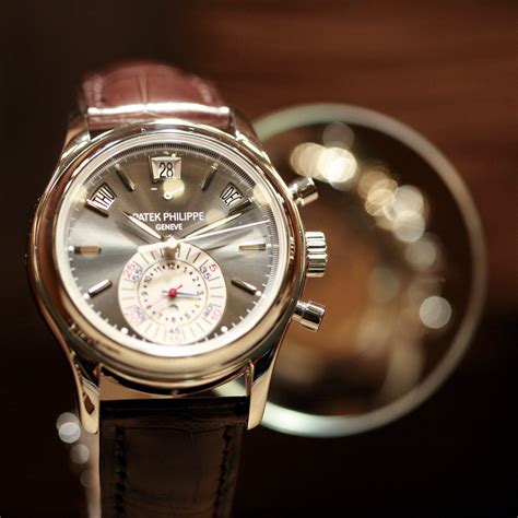 best place to buy a patek philippe watch